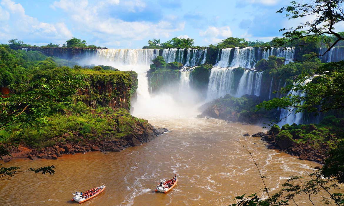 Iguazu Falls: Artistic Travel Video - William Brichetto